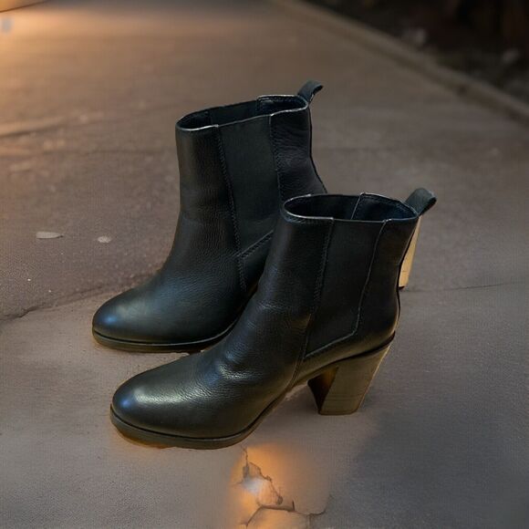 Splendid Women Boots Soft Leather Rocker 8 Heels Black 3.5” Heals Vibram - Picture 12 of 12